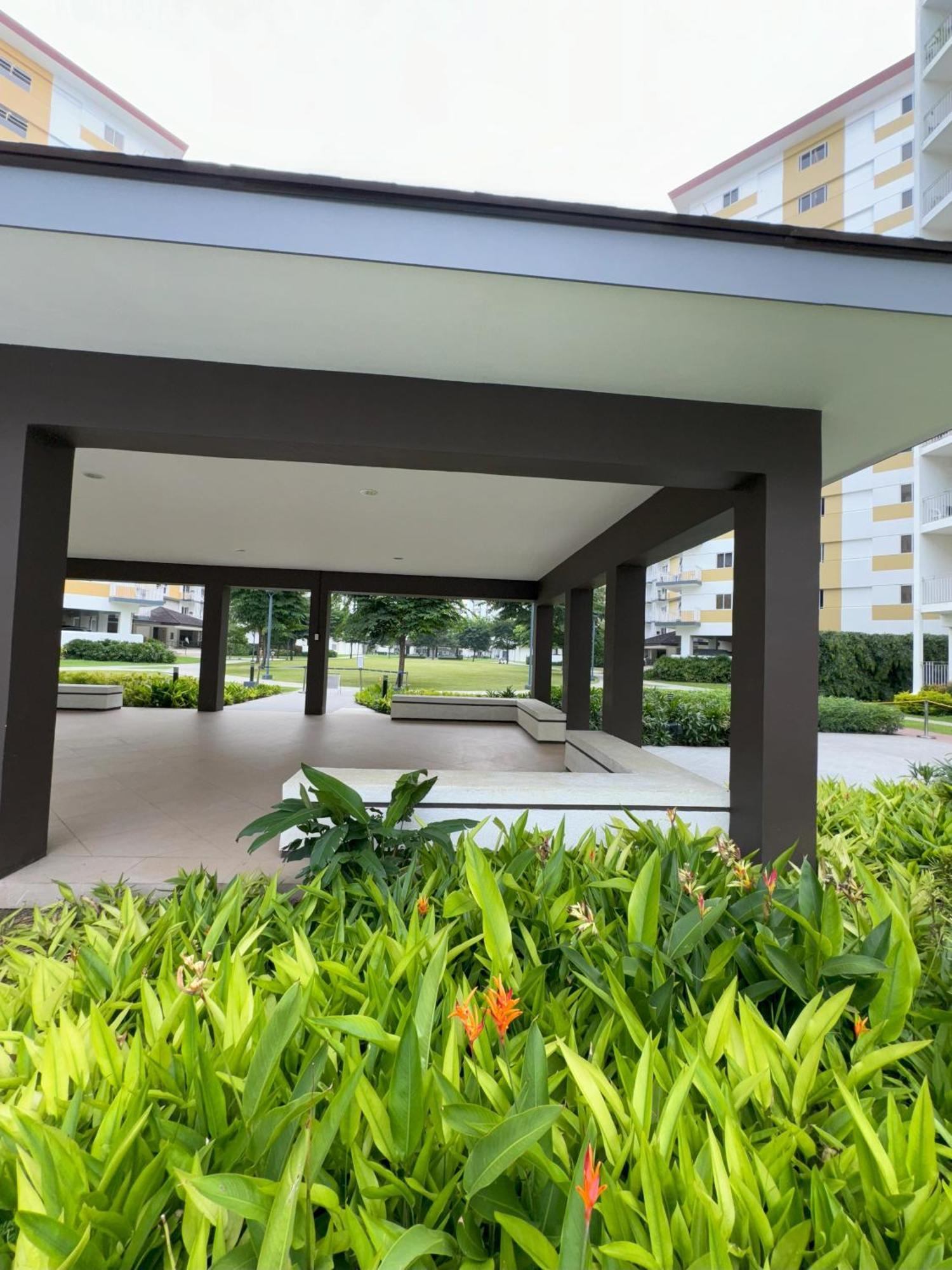 Casa Salcedo - Field Residences Paranaque City Eksteriør billede
